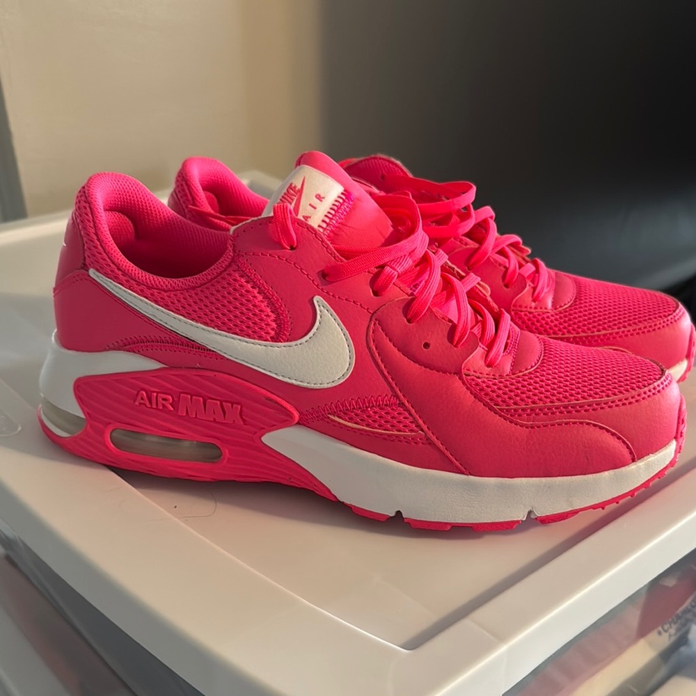 Nike Air Max Pink Sneakers